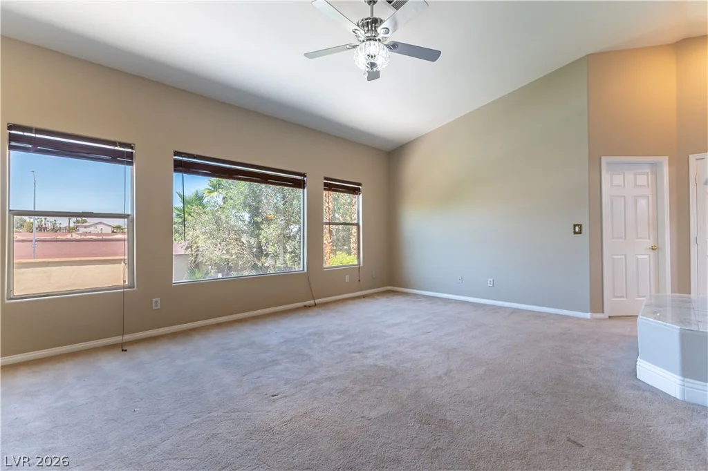 8960 Lansberry, Las Vegas, NV 89147