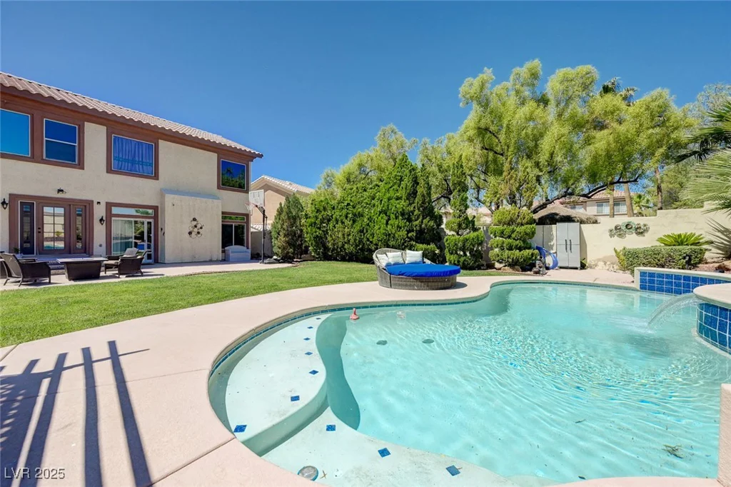8960 Lansberry, Las Vegas, NV 89147