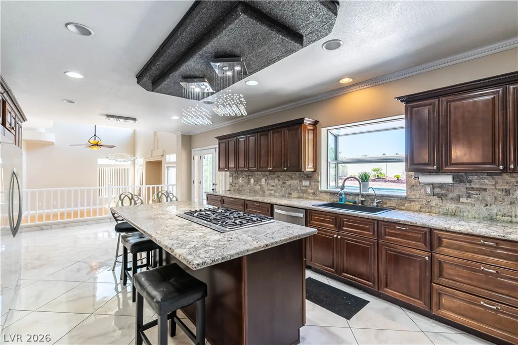 8960 Lansberry, Las Vegas, NV 89147
