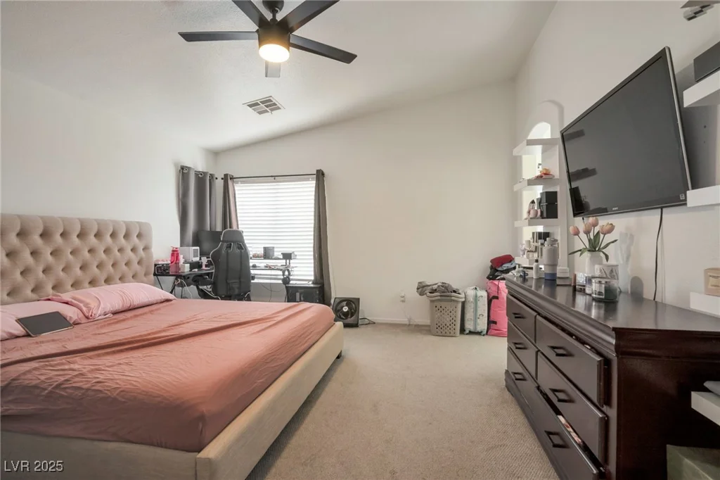 6388 Extreme Shear, Henderson, NV 89011