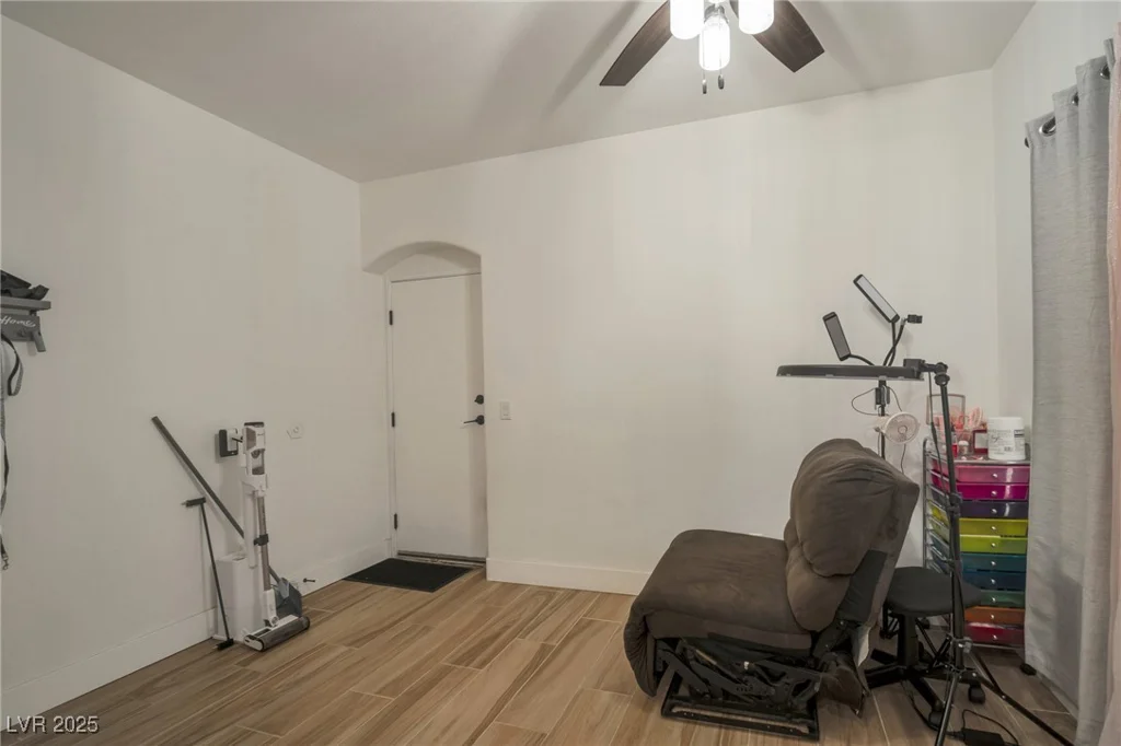 6388 Extreme Shear, Henderson, NV 89011
