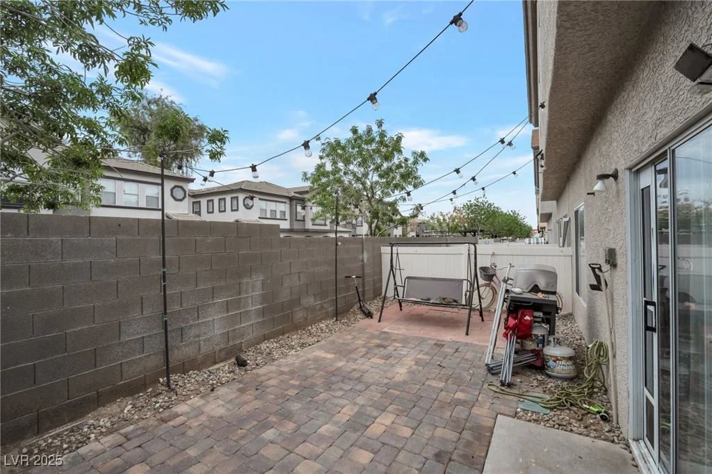 6388 Extreme Shear, Henderson, NV 89011