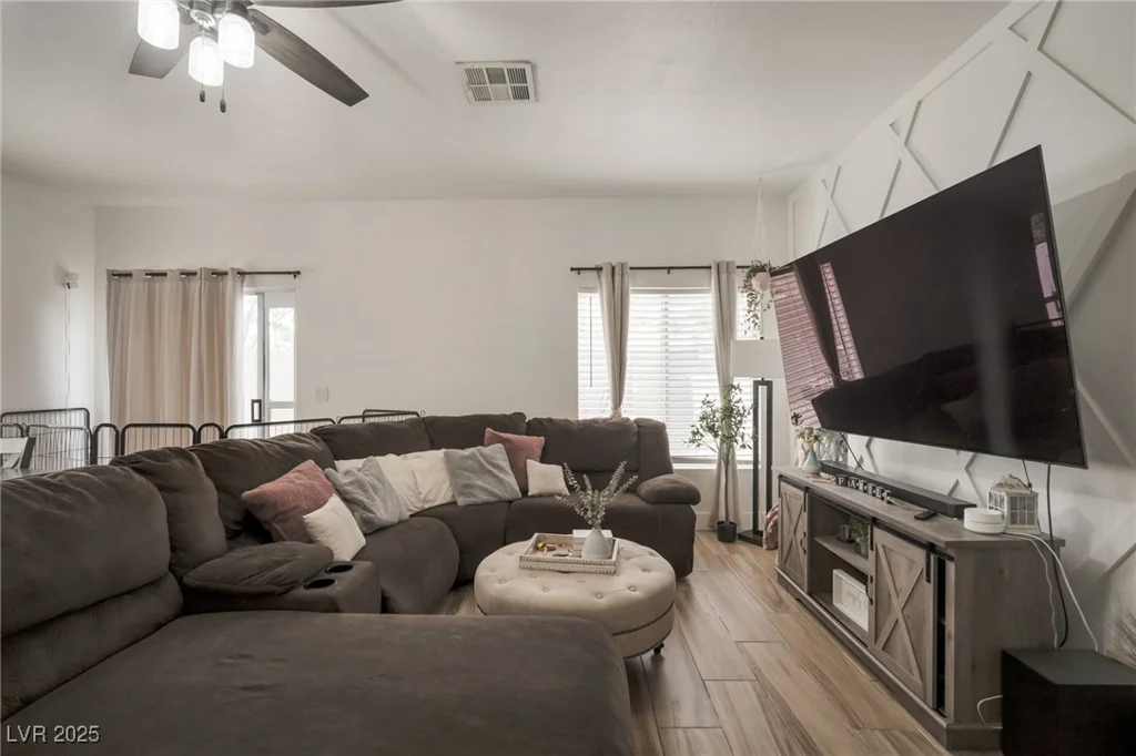 6388 Extreme Shear, Henderson, NV 89011