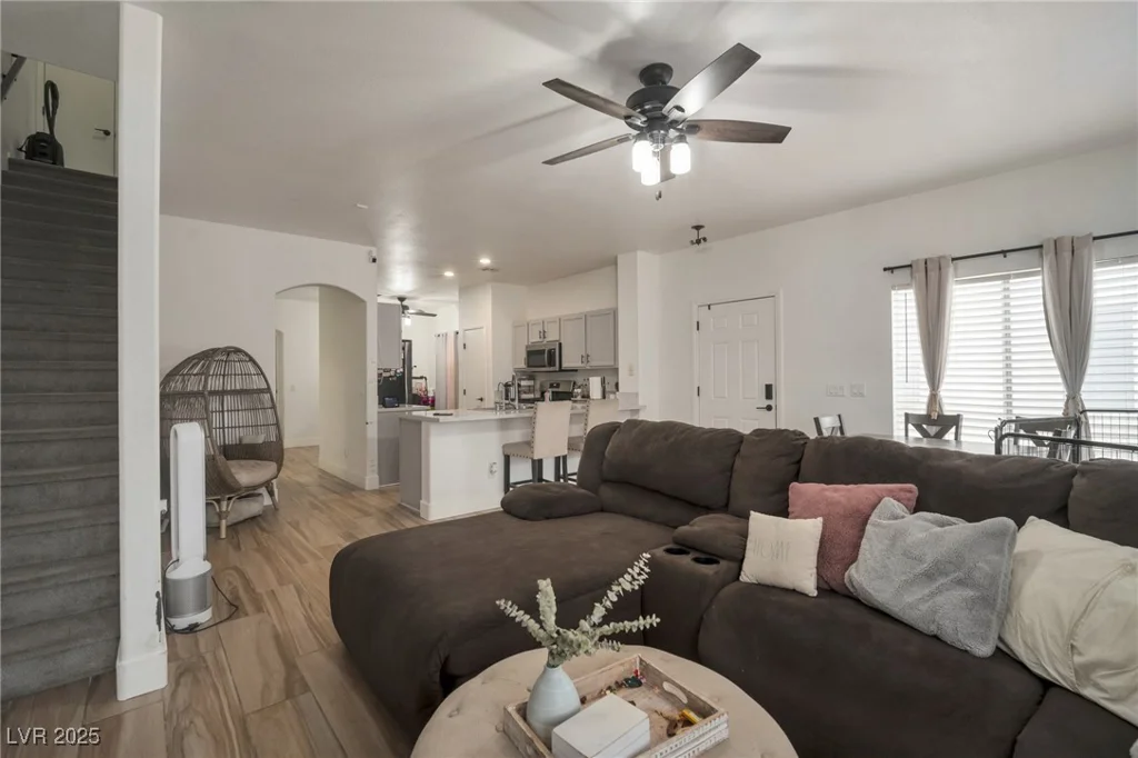 6388 Extreme Shear, Henderson, NV 89011