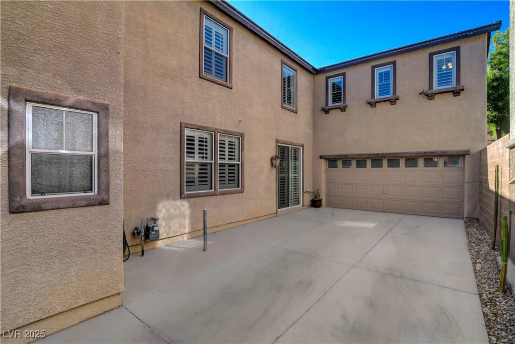 165 Calm Morning, Henderson, NV 89002