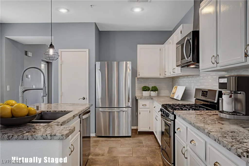 165 Calm Morning, Henderson, NV 89002