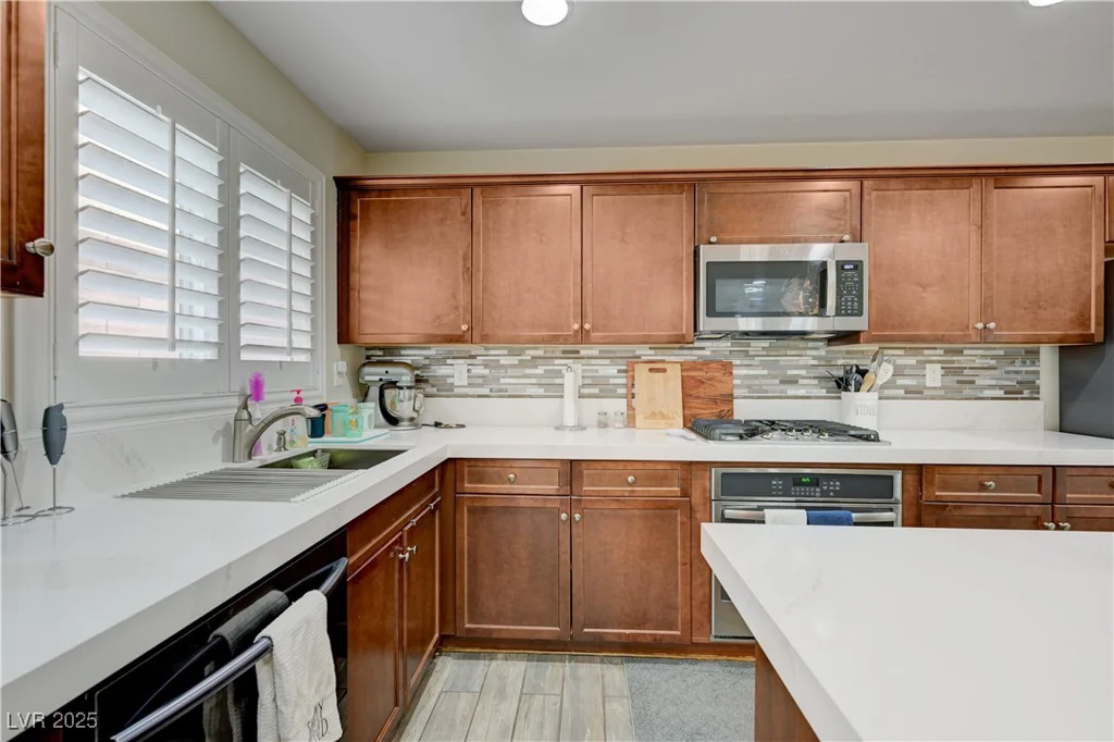 10722 RED BADGE, Las Vegas, NV 89166