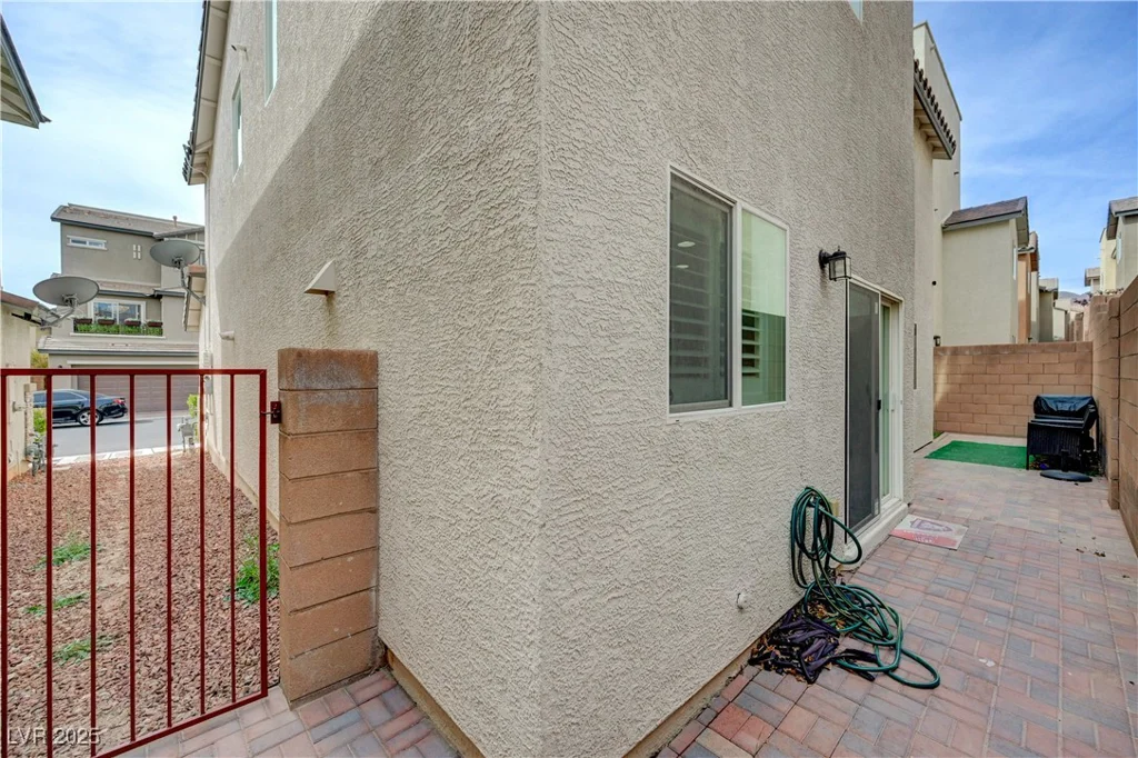 10722 RED BADGE, Las Vegas, NV 89166
