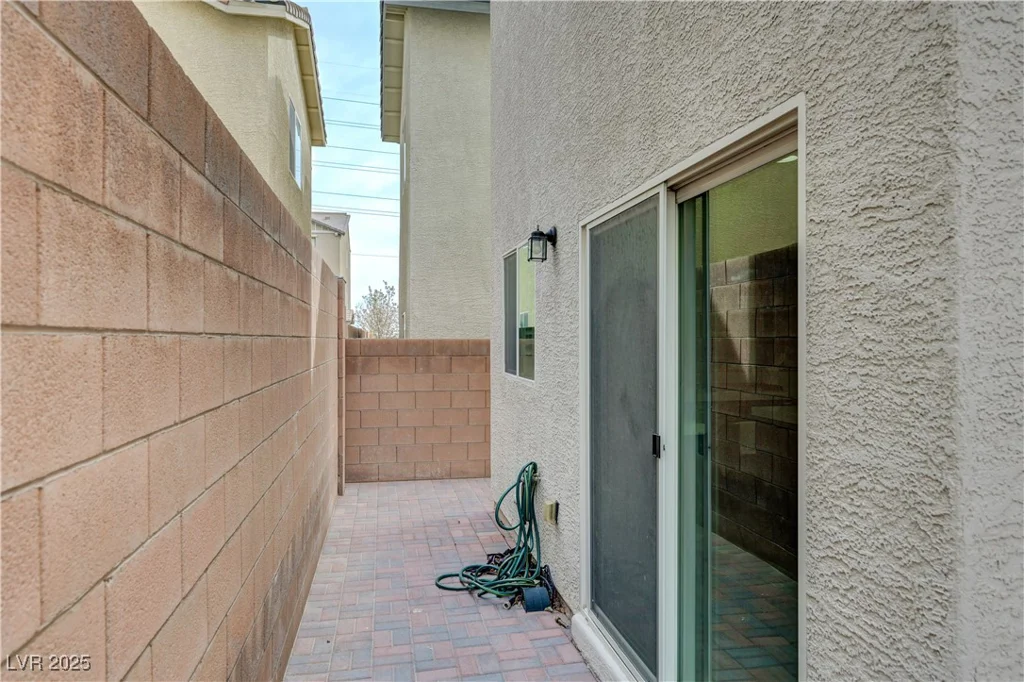 10722 RED BADGE, Las Vegas, NV 89166
