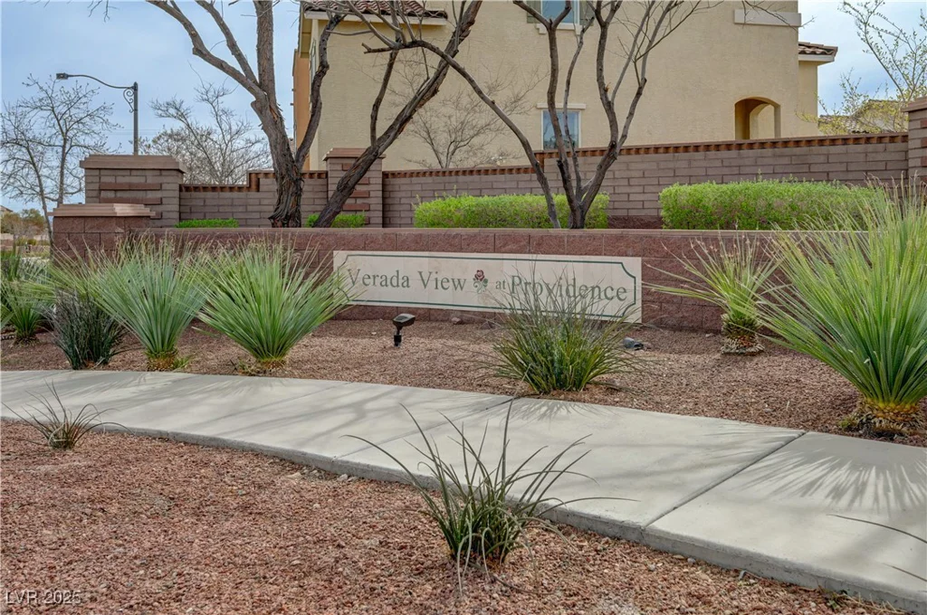 10722 RED BADGE, Las Vegas, NV 89166