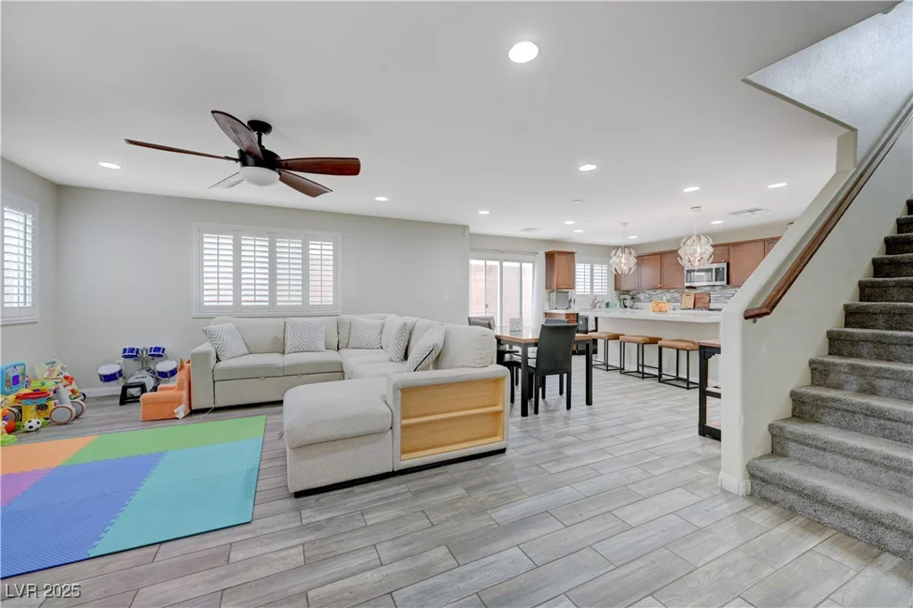 10722 RED BADGE, Las Vegas, NV 89166