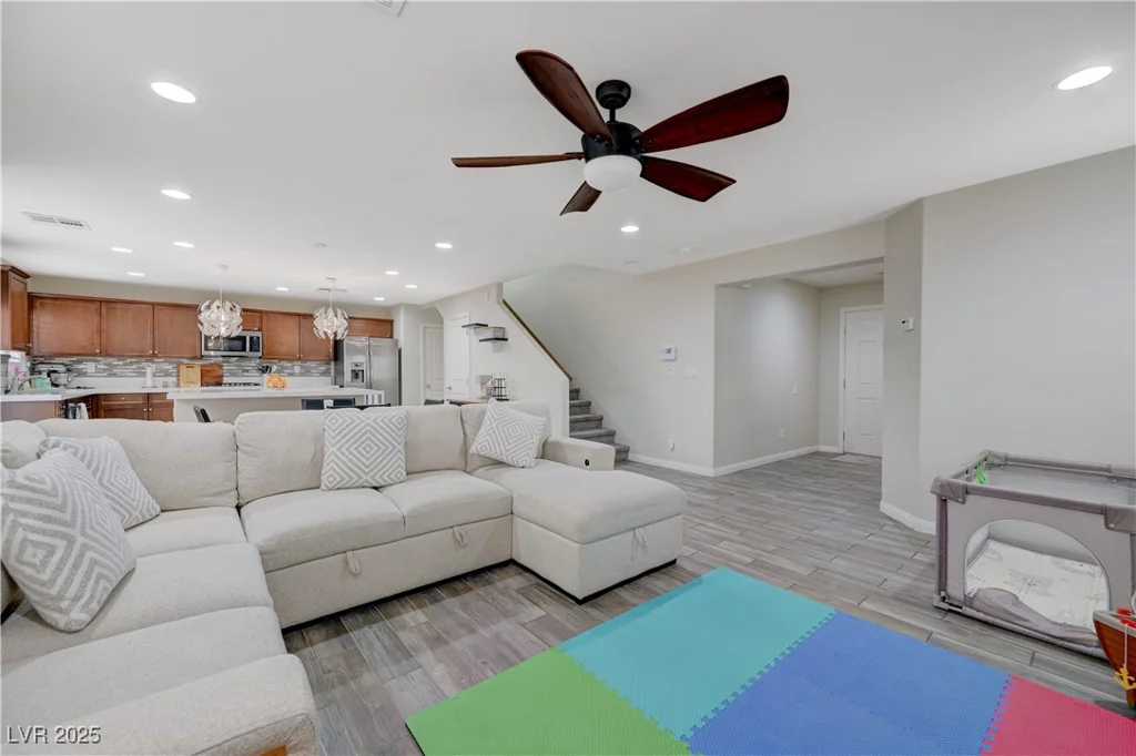 10722 RED BADGE, Las Vegas, NV 89166