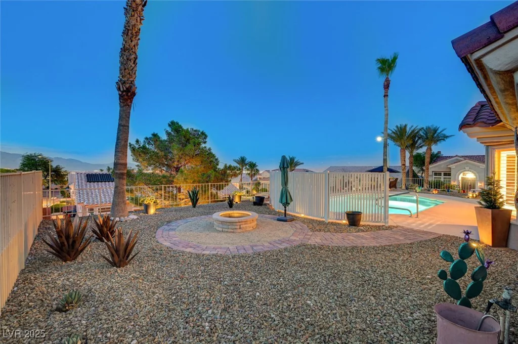 10800 Albright, Las Vegas, NV 89134