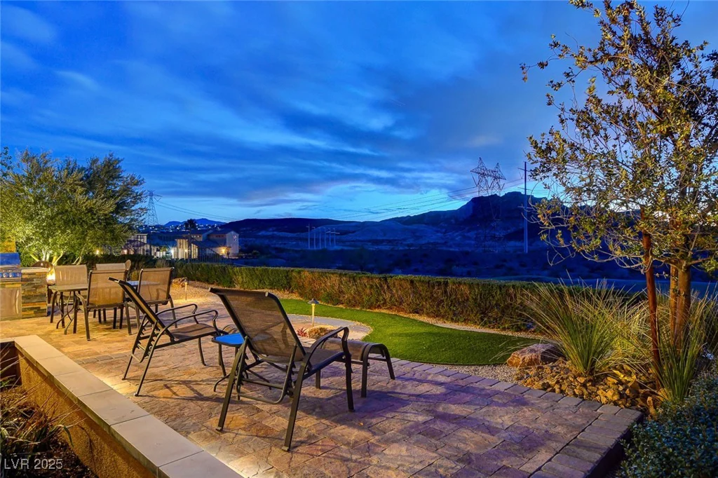 7 Contrada Fiore, Henderson, NV 89011