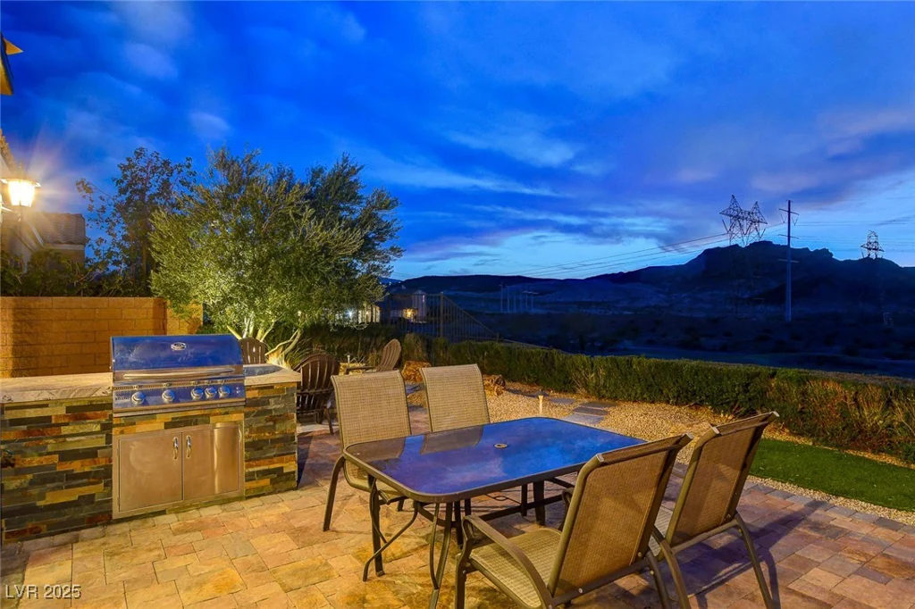 7 Contrada Fiore, Henderson, NV 89011