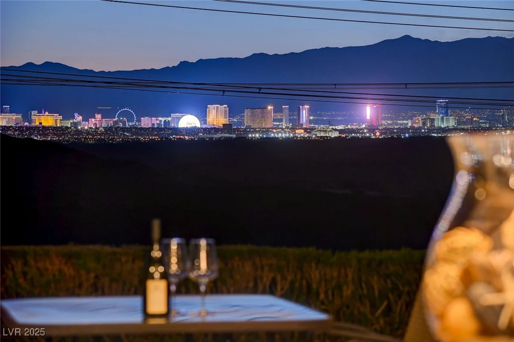 7 Contrada Fiore, Henderson, NV 89011