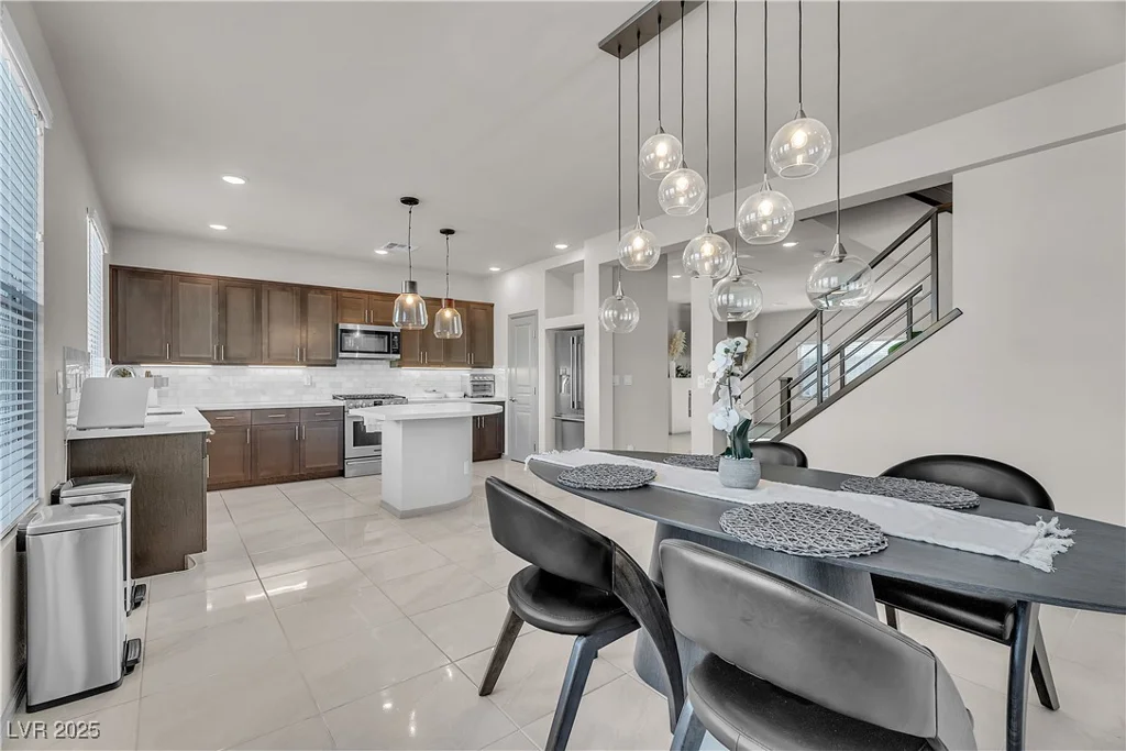 8089 Misty Canyon, Las Vegas, NV 89113