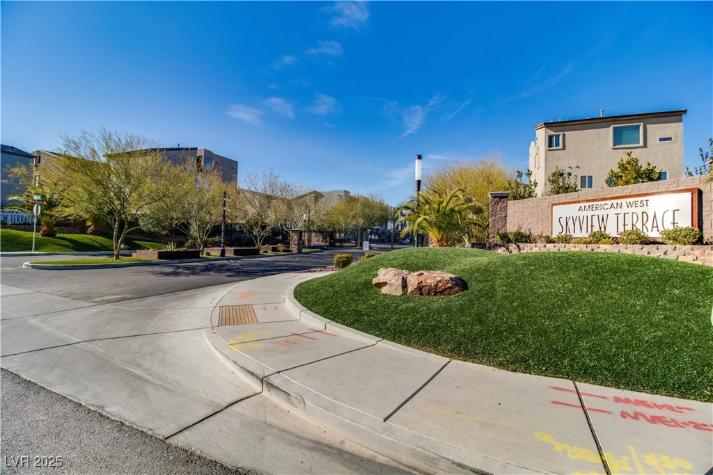 8089 Misty Canyon, Las Vegas, NV 89113