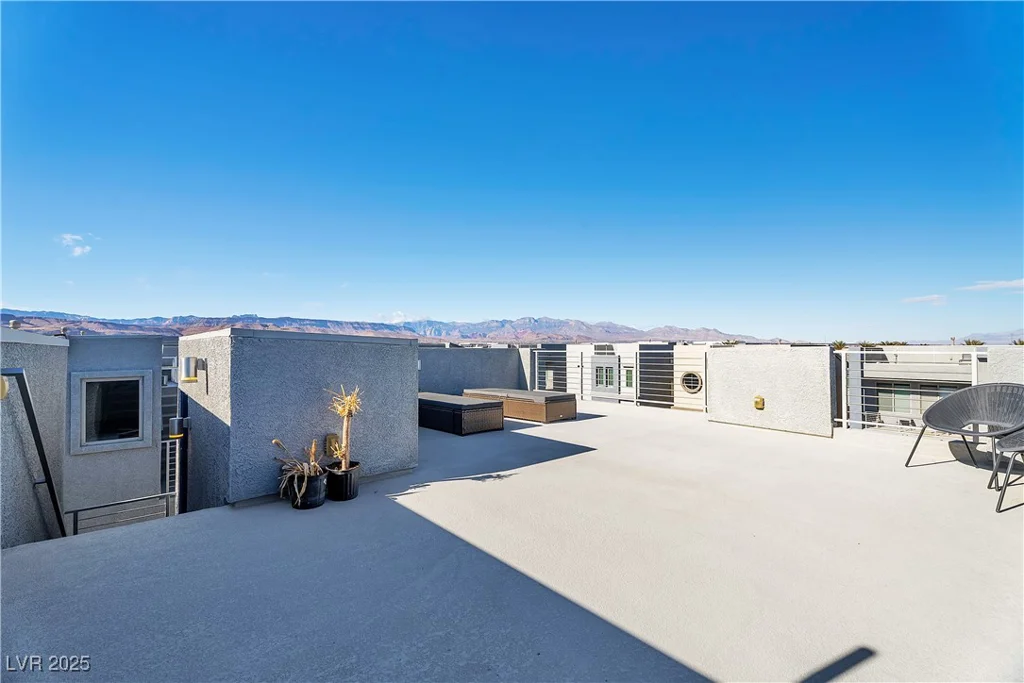8089 Misty Canyon, Las Vegas, NV 89113