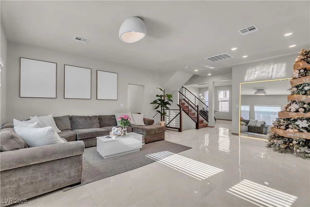8089 Misty Canyon, Las Vegas, NV 89113
