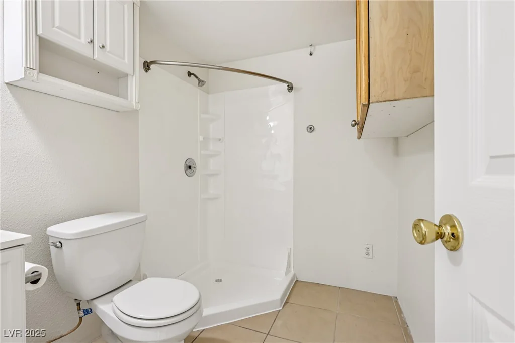 7000 Paddington, Las Vegas, NV 89147