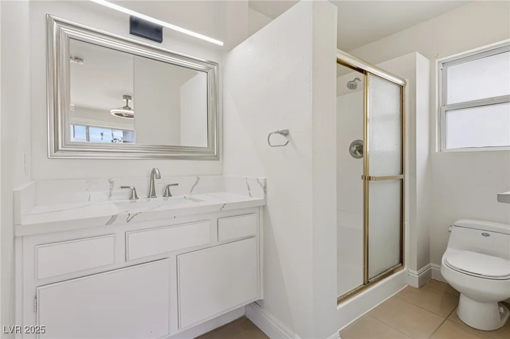 7000 Paddington, Las Vegas, NV 89147