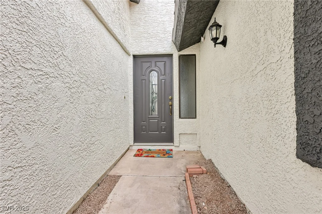7000 Paddington, Las Vegas, NV 89147