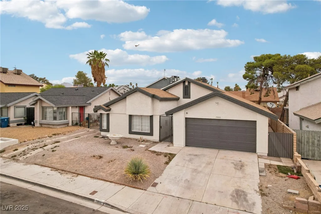 7000 Paddington, Las Vegas, NV 89147