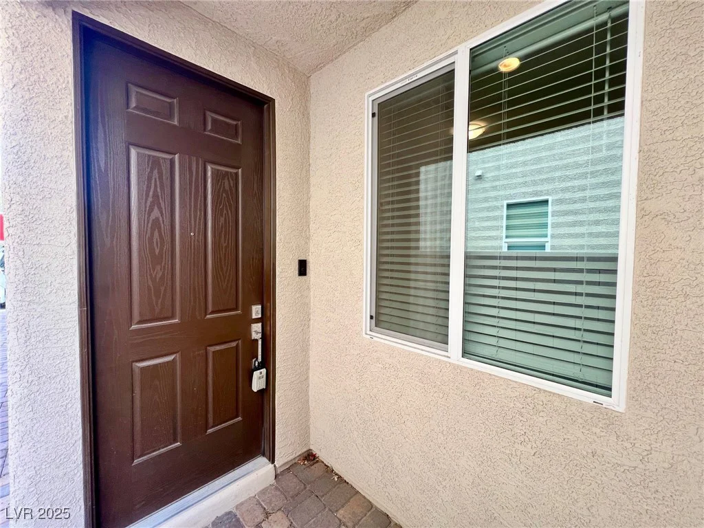 4117 Midnight Crest, North Las Vegas, NV 89031