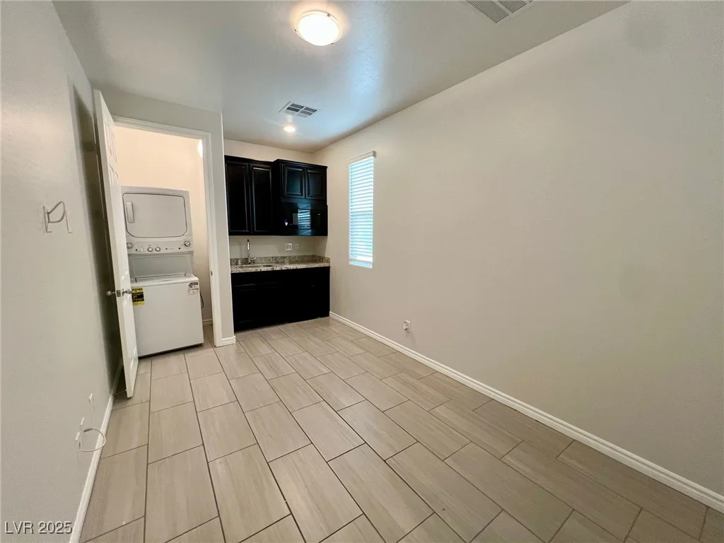 4117 Midnight Crest, North Las Vegas, NV 89031