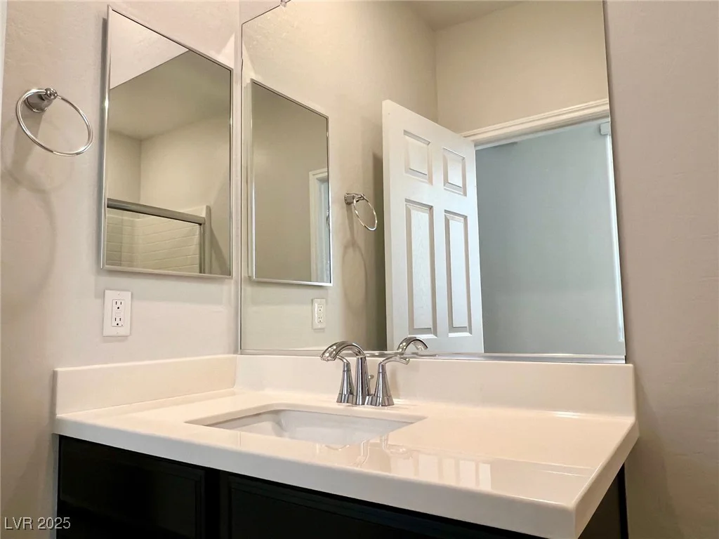 4117 Midnight Crest, North Las Vegas, NV 89031