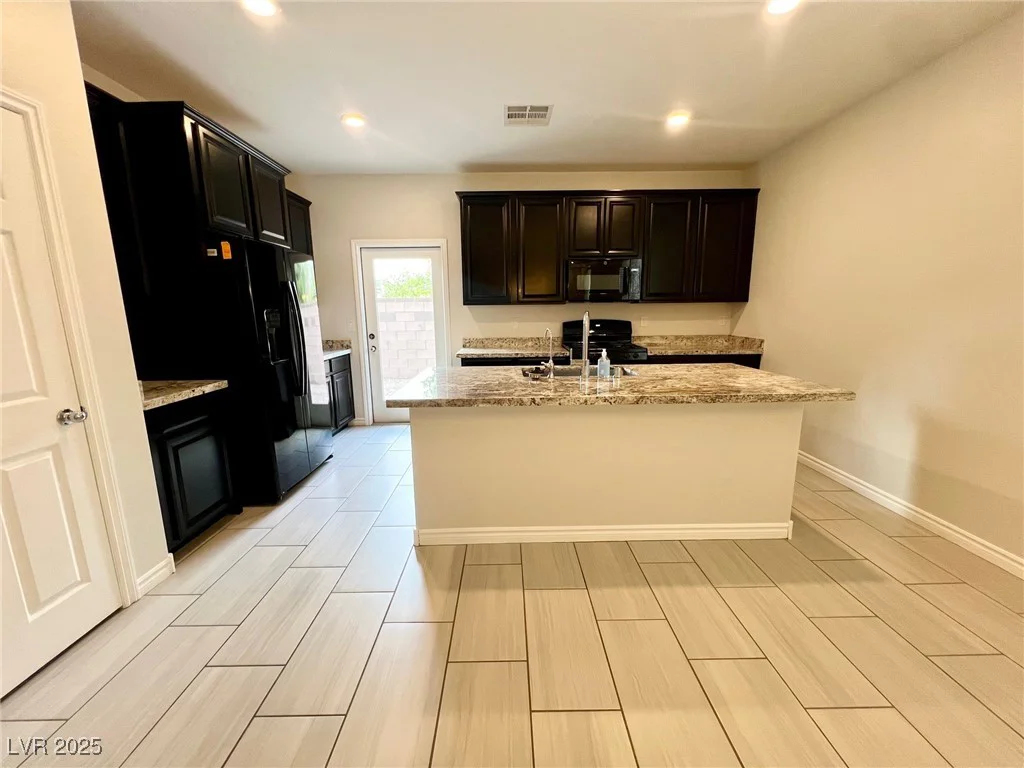 4117 Midnight Crest, North Las Vegas, NV 89031
