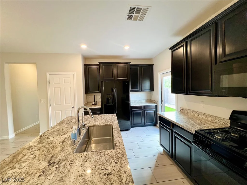 4117 Midnight Crest, North Las Vegas, NV 89031
