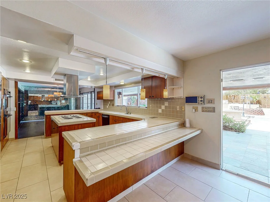 1408 Maria Elena, Las Vegas, NV 89104