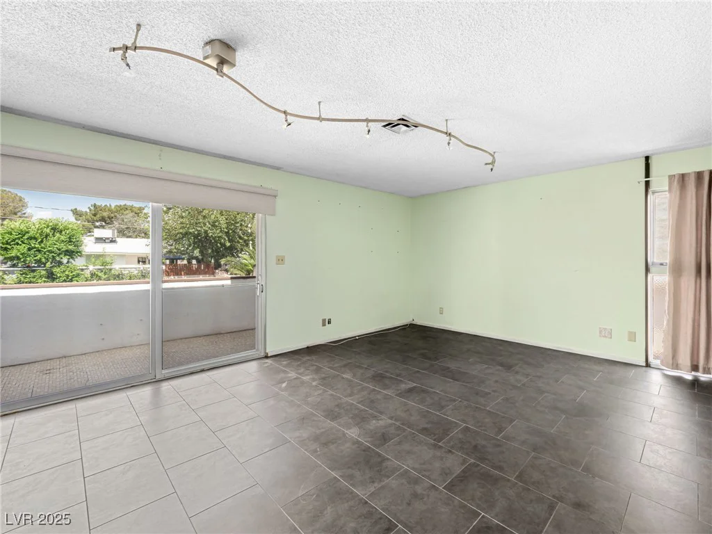 1408 Maria Elena, Las Vegas, NV 89104