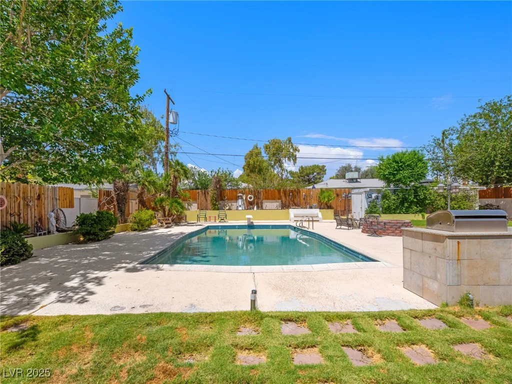 1408 Maria Elena, Las Vegas, NV 89104