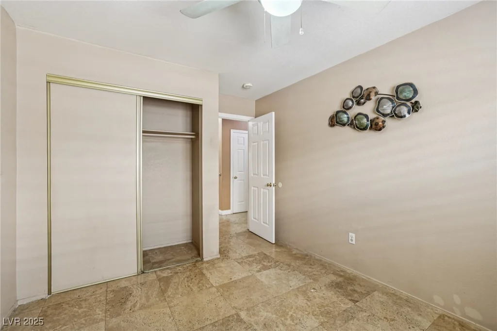 5580 Lonesome Biker, Las Vegas, NV 89113