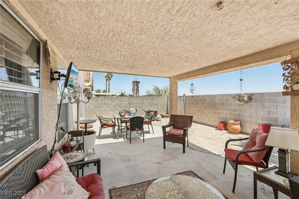5580 Lonesome Biker, Las Vegas, NV 89113