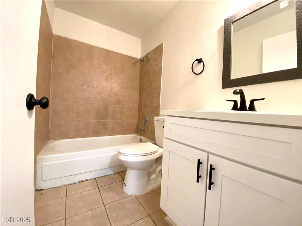 4980 Apollostar, Las Vegas, NV 89115