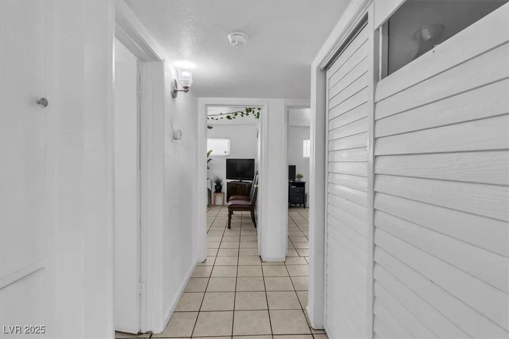 700 Brush, Las Vegas, NV 89107