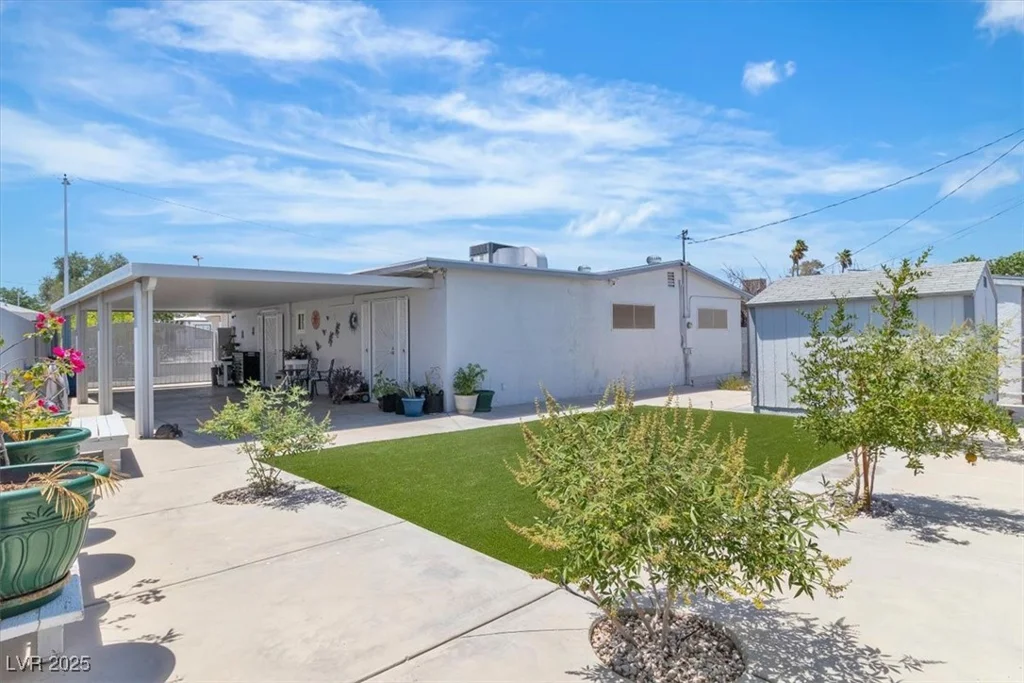 700 Brush, Las Vegas, NV 89107