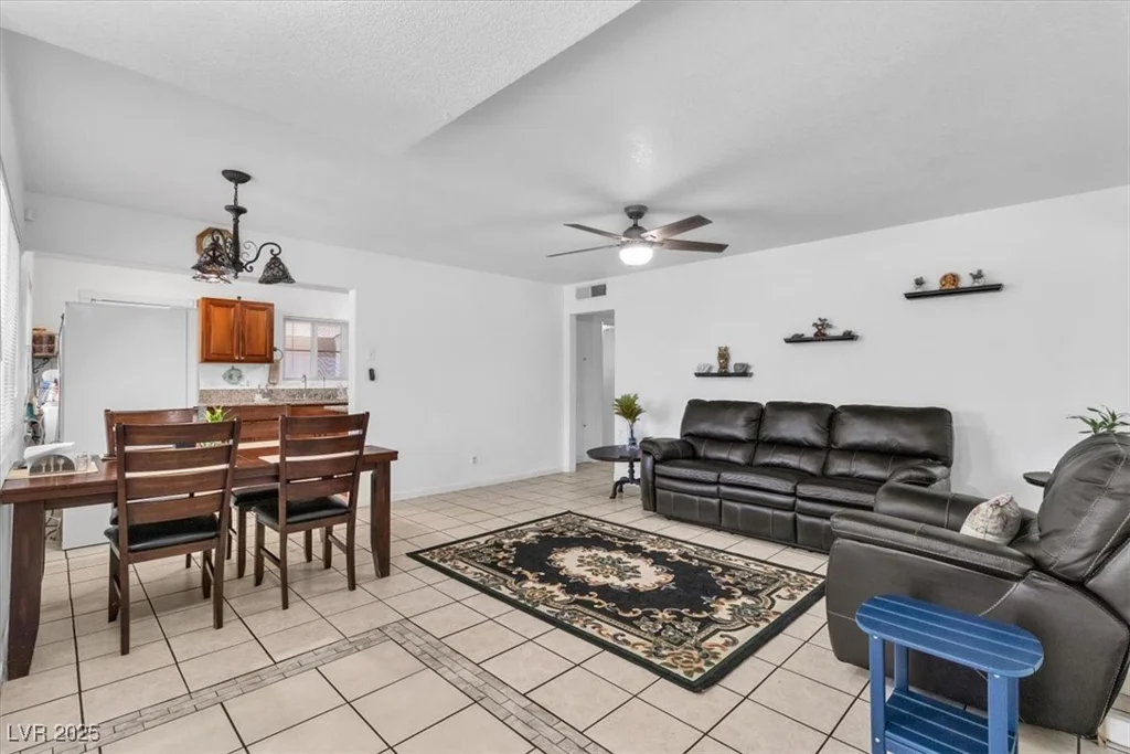 700 Brush, Las Vegas, NV 89107