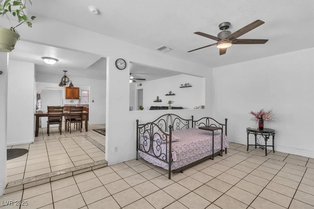 700 Brush, Las Vegas, NV 89107