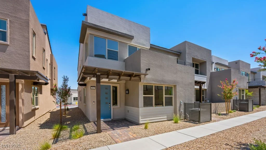 1527 Melodic Lark, Las Vegas, NV 89138