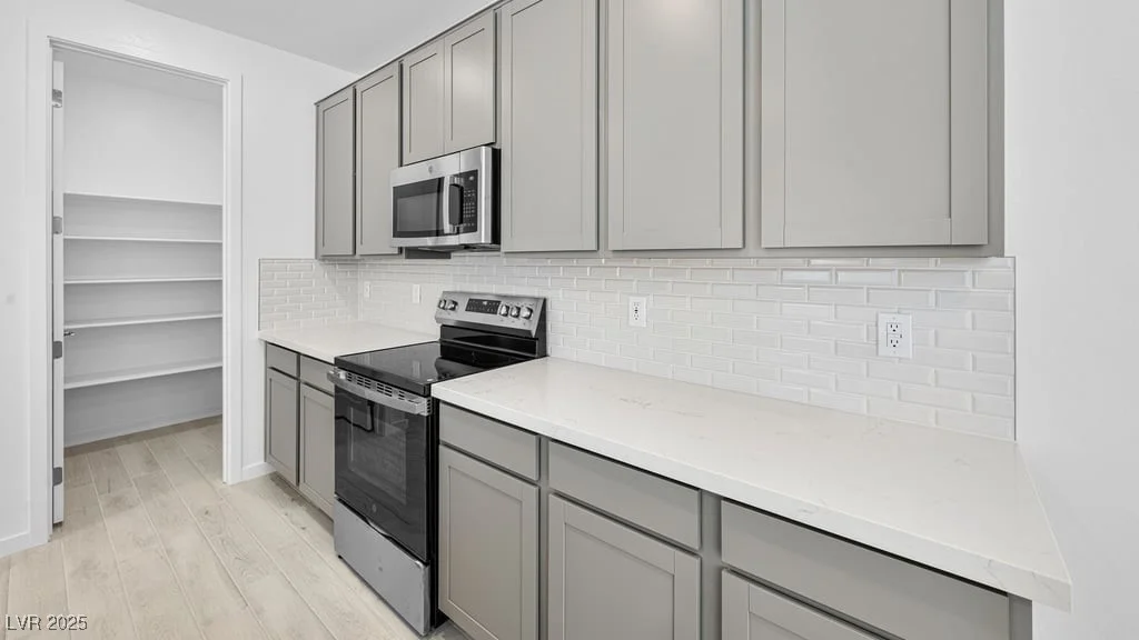 1527 Melodic Lark, Las Vegas, NV 89138