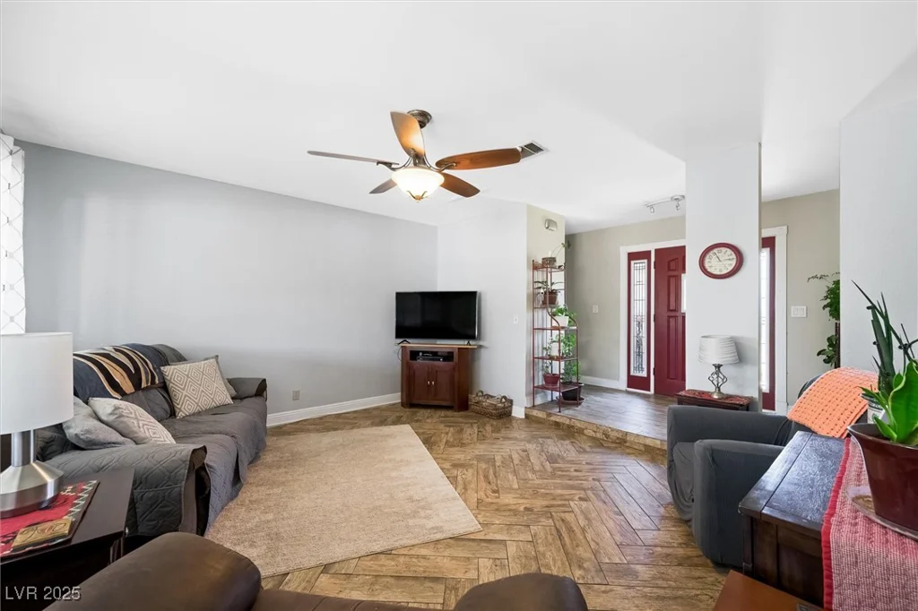 4544 Plaza De Vista, Las Vegas, NV 89120