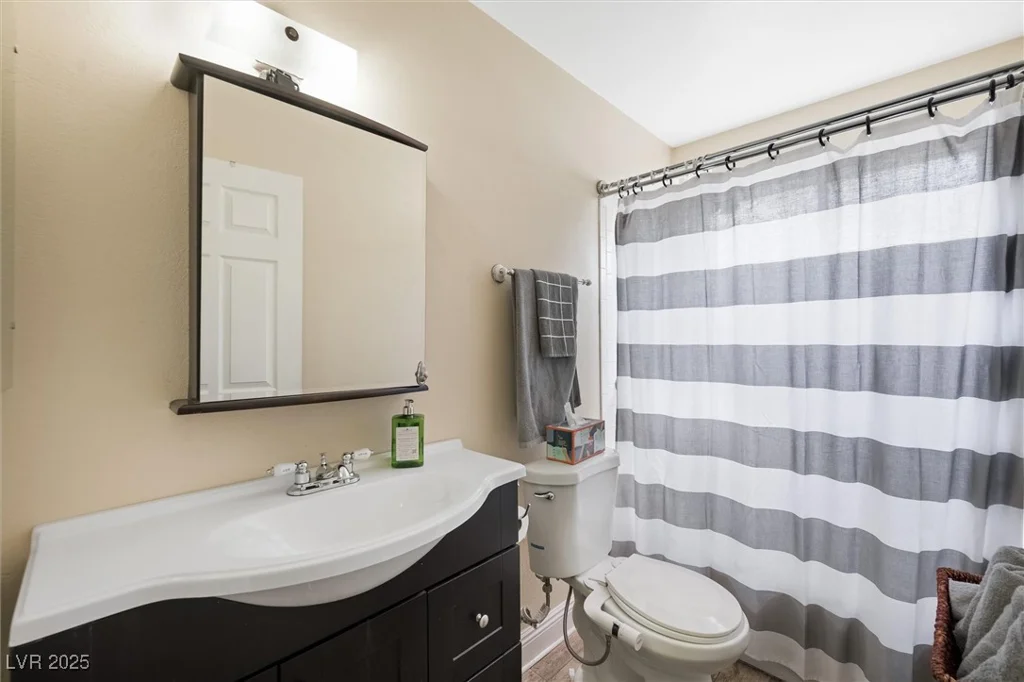 4544 Plaza De Vista, Las Vegas, NV 89120