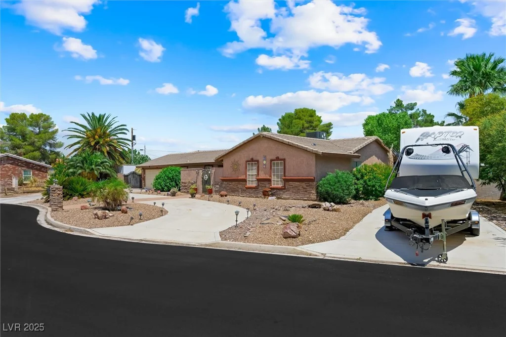 4544 Plaza De Vista, Las Vegas, NV 89120