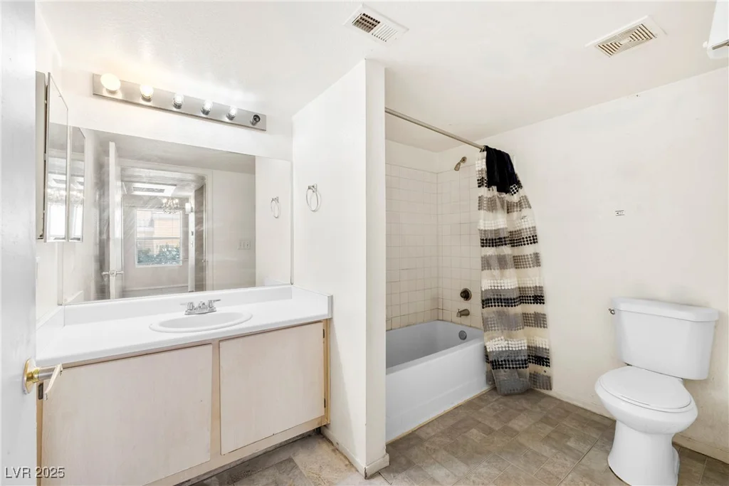 8101 Flamingo, Las Vegas, NV 89147