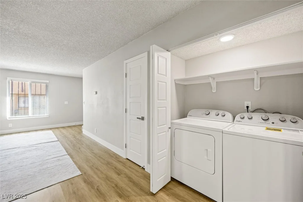 5612 Lake Mead, Las Vegas, NV 89108